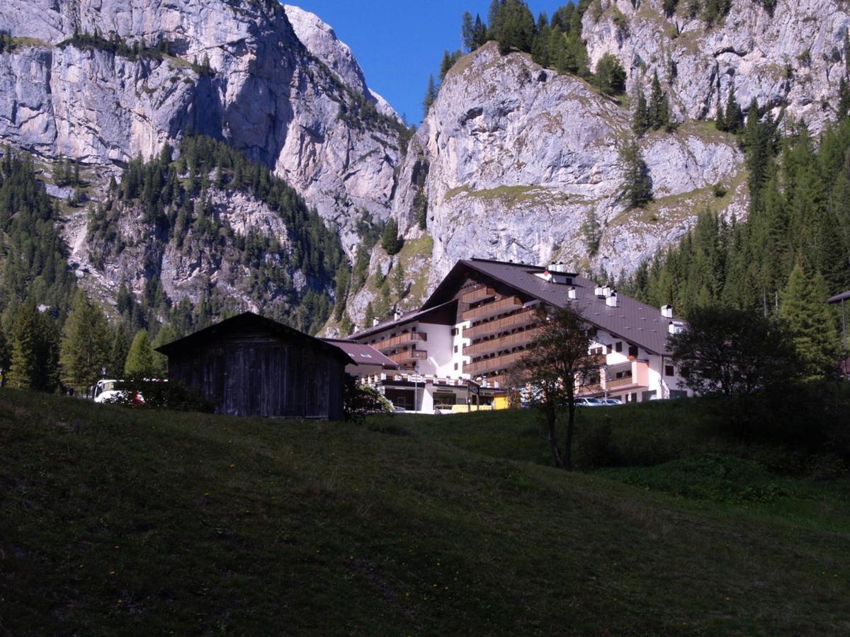 Hotel Principe Marmolada مالغا شابيلا المظهر الخارجي الصورة